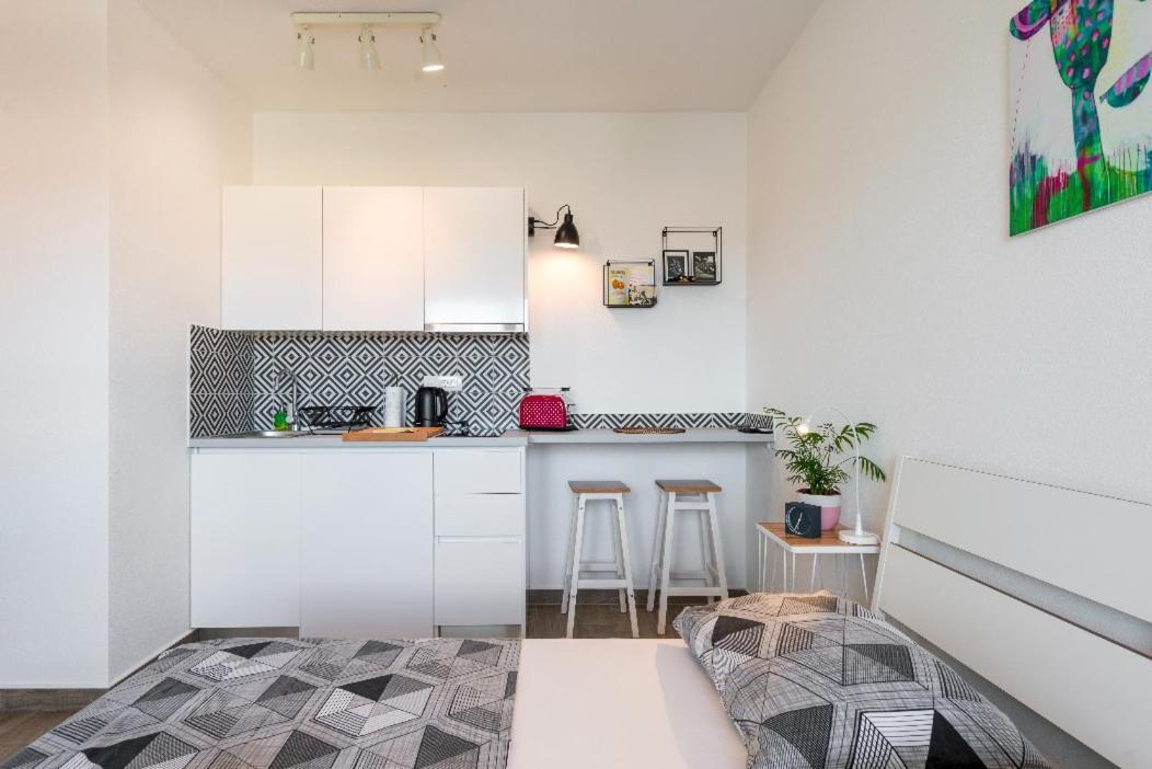 Narancin Apartments تروغير المظهر الخارجي الصورة